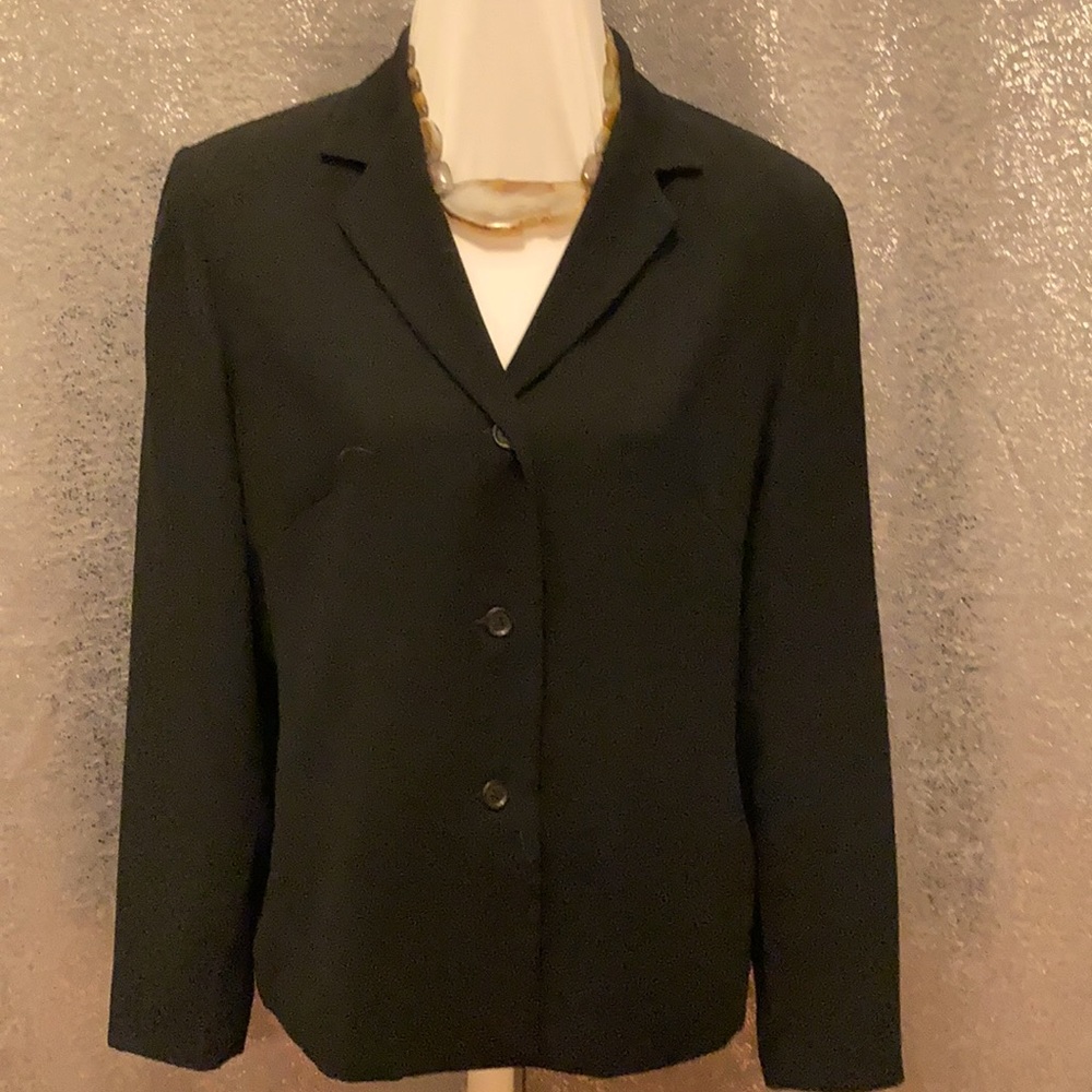 Black blazer by Montee Collection
